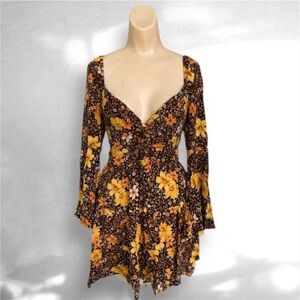 🌻 Mi Ami for Francesca's Floral Boho Mini Dress